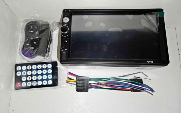7106  FAR VIEW PANTALLA 7”  CON BLUETOOTH /TF / RADIO FM